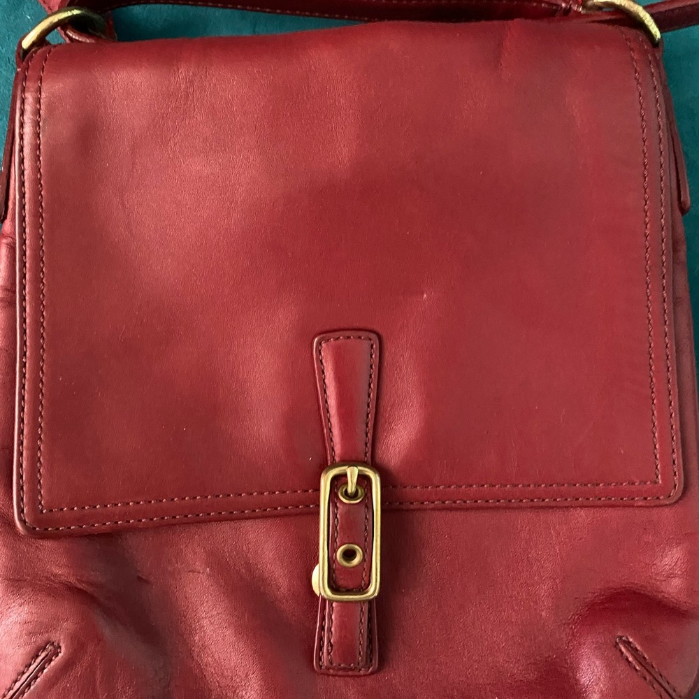 Vintage Coach Red Leather Crossbody purse 9592